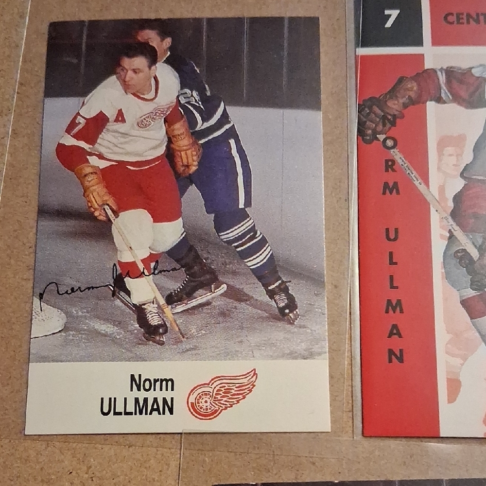 Red Wings Vintage Hockey Card Lot - Norm Ullman - Red & White